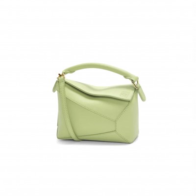 LOEWE MINI PUZZLE EDGE BAG IN CLASSIC CALFSKIN A510P88X26-3916 (18*12.5*8cm)